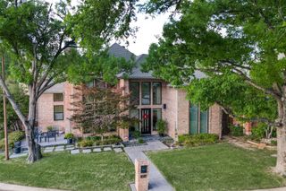 5804 Preston Fairways Drive, Dallas, TX 75252