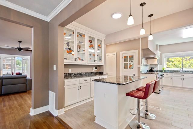 4001 Cedar Hill Rd, Little Rock, AR 72205