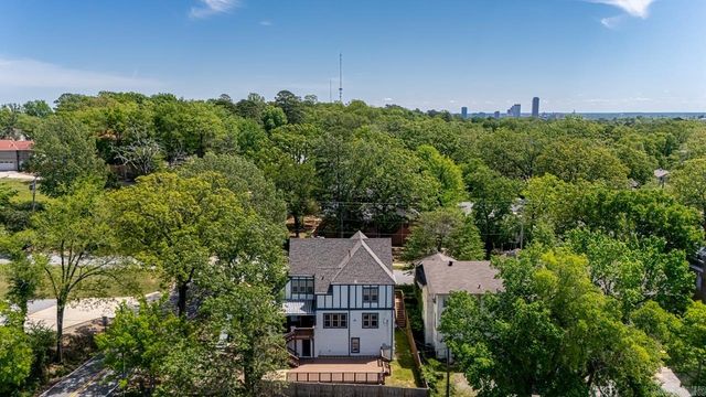 4001 Cedar Hill Rd, Little Rock, AR 72205