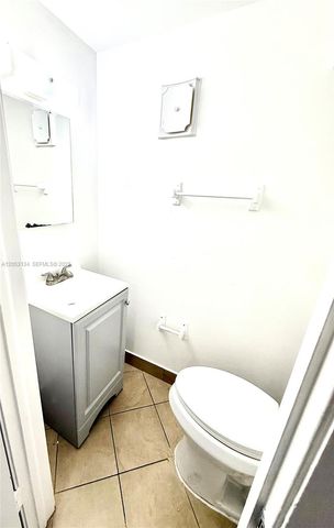 131 SW 109th Avenue L5, Sweetwater, FL 33174