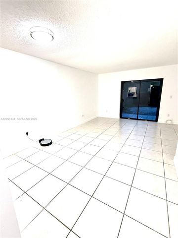 131 SW 109th Avenue L5, Sweetwater, FL 33174