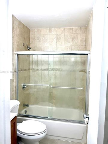 131 SW 109th Avenue L5, Sweetwater, FL 33174