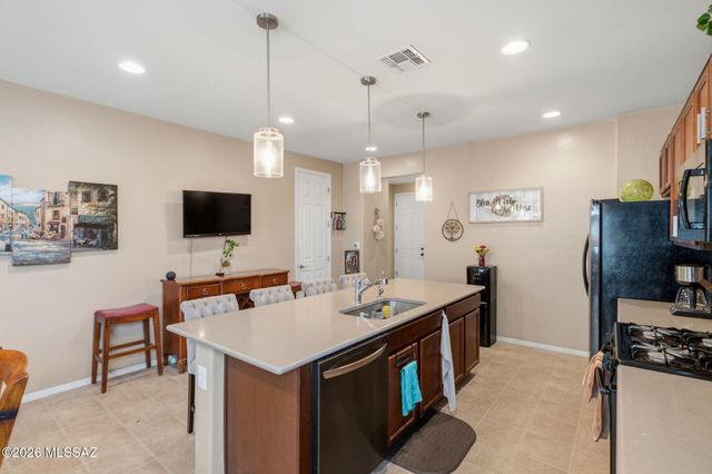 1009 W Calle Zoca, Sahuarita, AZ 85629