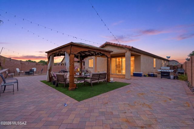1009 W Calle Zoca, Sahuarita, AZ 85629