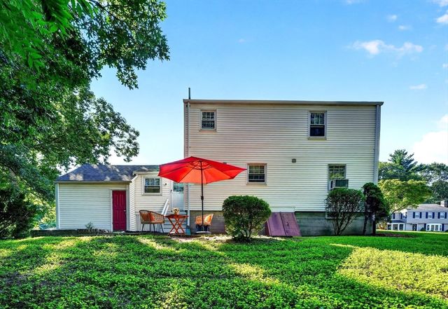 12 Fisher Terrace, Woburn, MA 01801