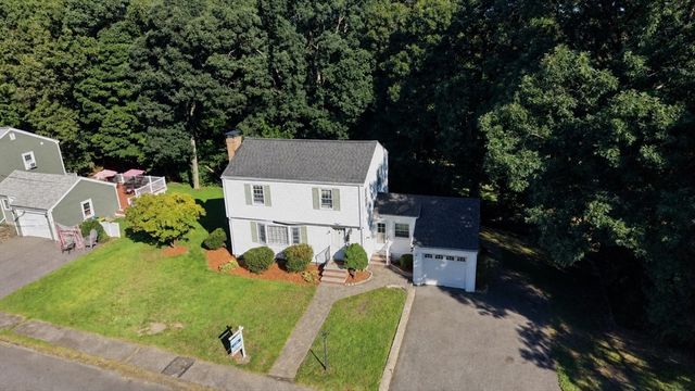 12 Fisher Terrace, Woburn, MA 01801