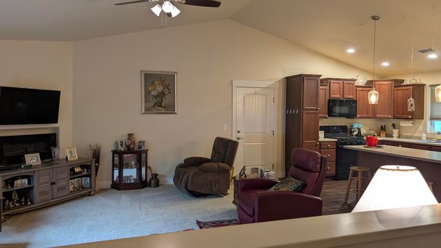 2517 Smith Avenue, Shasta Lake, CA 96019