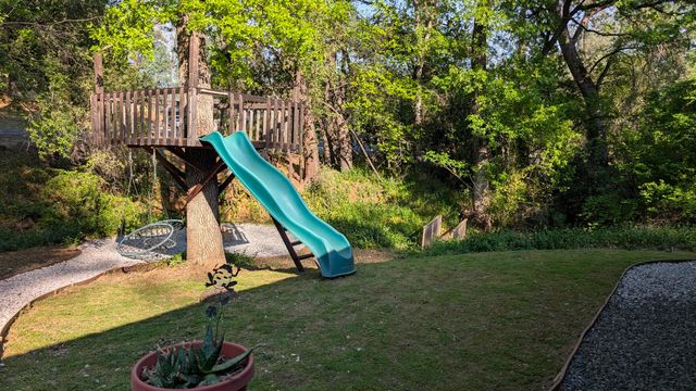 2517 Smith Avenue, Shasta Lake, CA 96019