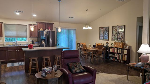 2517 Smith Avenue, Shasta Lake, CA 96019