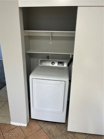 579 Roxella Lane D, Las Vegas, NV 89110