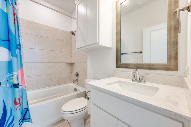 4567 Cypress Thorn Drive, Arlington, TX 76005