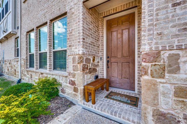 4567 Cypress Thorn Drive, Arlington, TX 76005