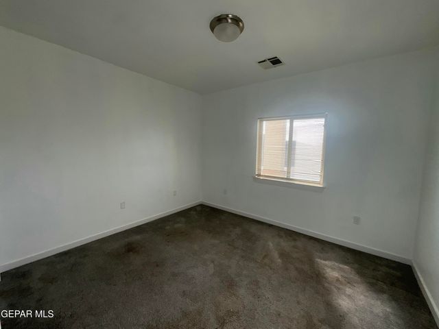 11565 Leonor Duran Street, Socorro, TX 79927