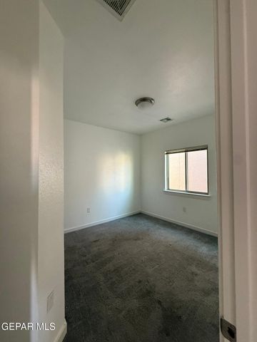 11565 Leonor Duran Street, Socorro, TX 79927