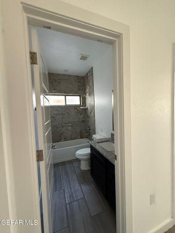 11565 Leonor Duran Street, Socorro, TX 79927