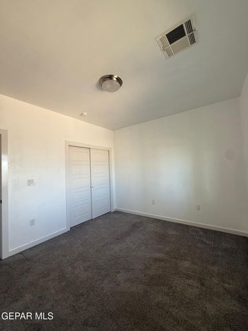 11565 Leonor Duran Street, Socorro, TX 79927