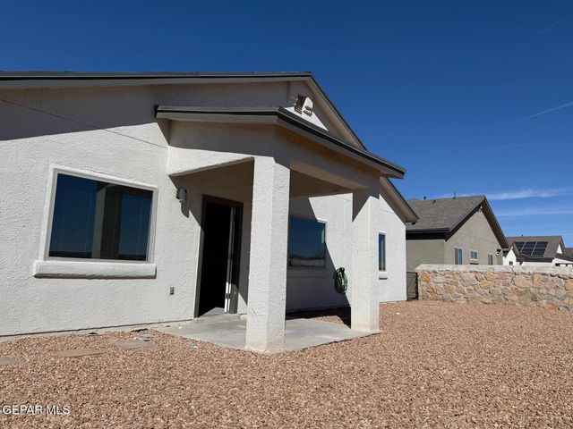 11565 Leonor Duran Street, Socorro, TX 79927