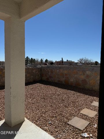 11565 Leonor Duran Street, Socorro, TX 79927