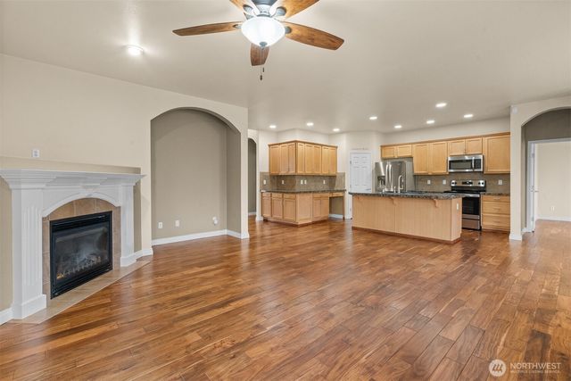 17715 17th Avenue E, Spanaway, WA 98387