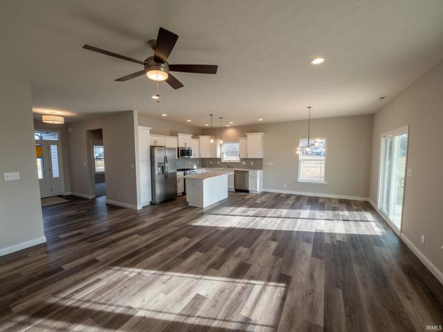 112 Williston Court, Delphi, IN 46923