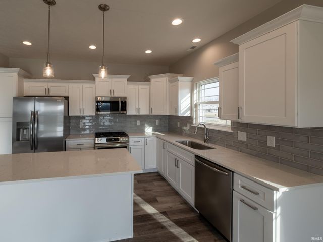 112 Williston Court, Delphi, IN 46923