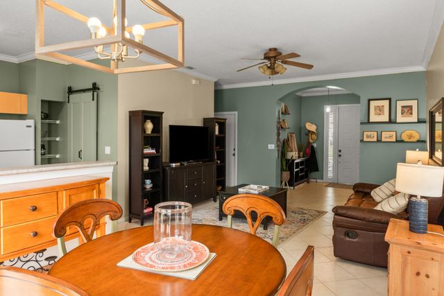 462 Rainbow Springs Terrace, Royal Palm Beach, FL 33411