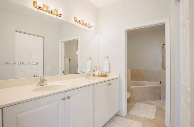 11334 SW 236th St, Homestead, FL 33032