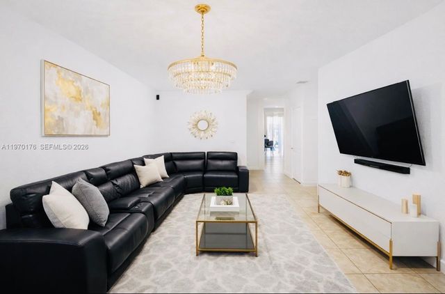 11334 SW 236th St, Homestead, FL 33032