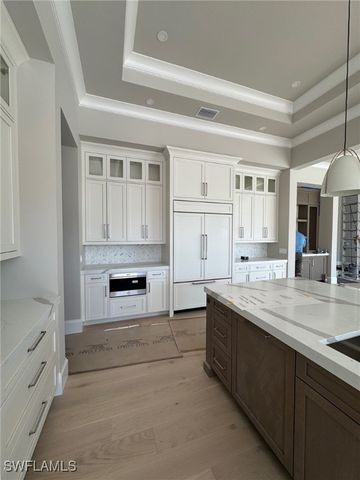 888 Banyan CT, Marco Island, FL 34145