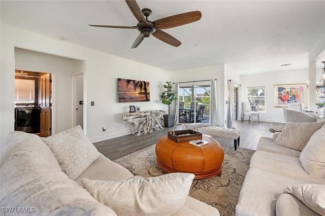 3858 Riviera CIR, Bonita Springs, FL 34134