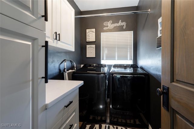 3858 Riviera CIR, Bonita Springs, FL 34134