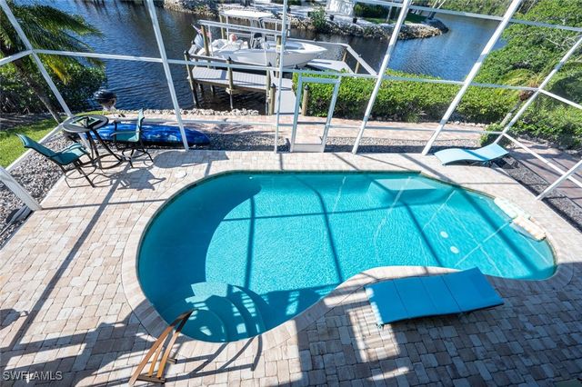 3858 Riviera CIR, Bonita Springs, FL 34134