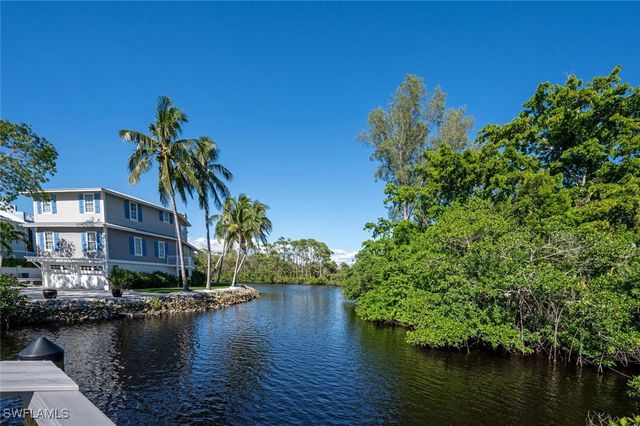 3858 Riviera CIR, Bonita Springs, FL 34134