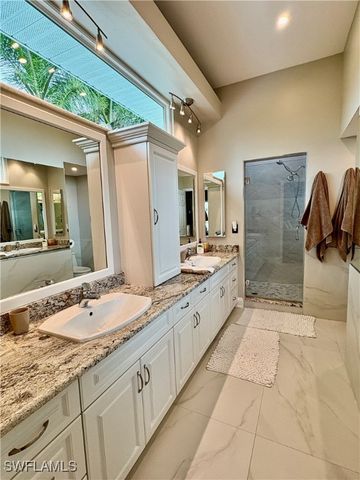 3858 Riviera CIR, Bonita Springs, FL 34134