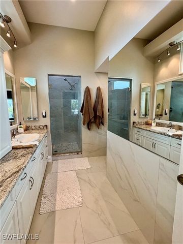 3858 Riviera CIR, Bonita Springs, FL 34134