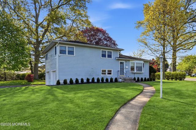 2 Hilltop Road, West Long Branch, NJ 07764