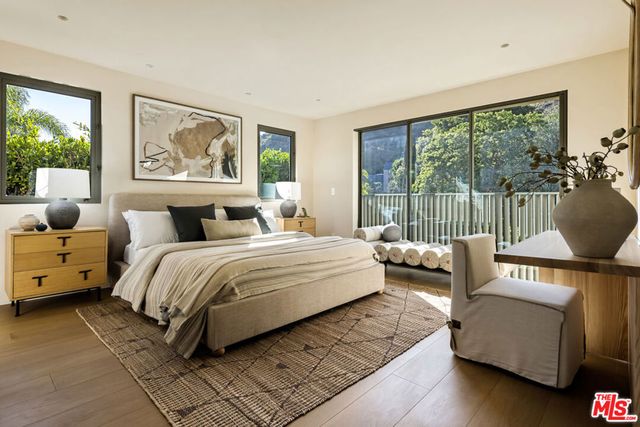 1600 Rising Glen Road, Los Angeles, CA 90069