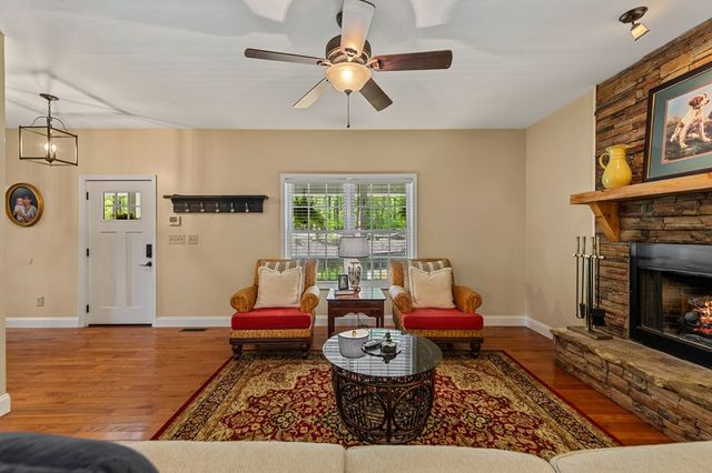 201 Minnehaha Trail, Blue Ridge, GA 30513