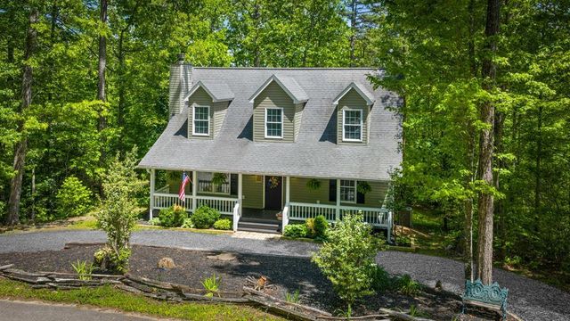 201 Minnehaha Trail, Blue Ridge, GA 30513
