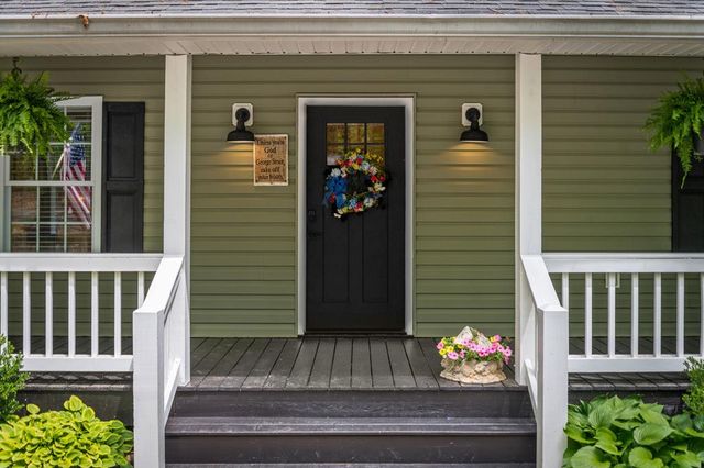 201 Minnehaha Trail, Blue Ridge, GA 30513