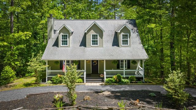 201 Minnehaha Trail, Blue Ridge, GA 30513