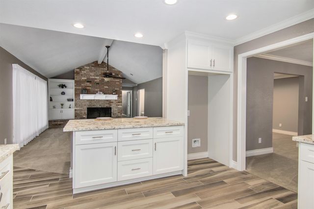 2904 Frostwood Circle, Dickinson, TX 77539