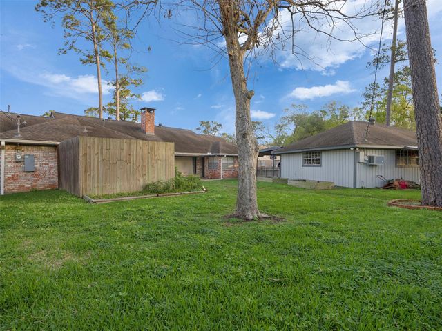 2904 Frostwood Circle, Dickinson, TX 77539