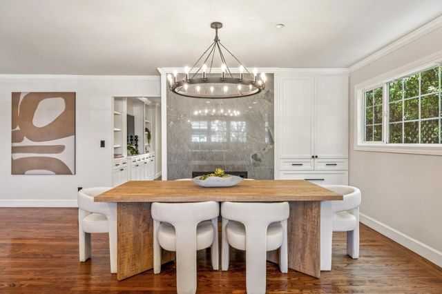 806 Fiesta Drive, San Mateo, CA 94403