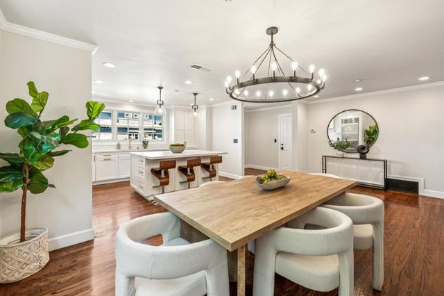 806 Fiesta Drive, San Mateo, CA 94403