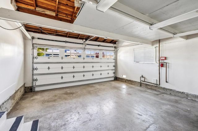 806 Fiesta Drive, San Mateo, CA 94403