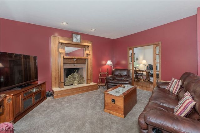 11075 Cory Lane, Newbury, OH 44065