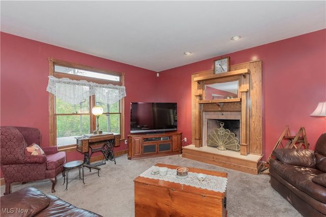 11075 Cory Lane, Newbury, OH 44065