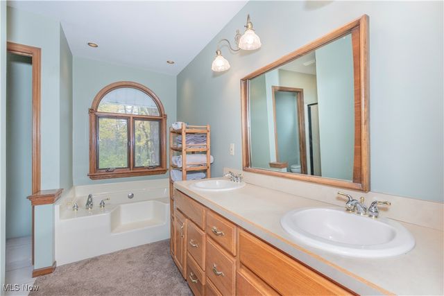 11075 Cory Lane, Newbury, OH 44065