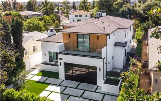 16706 Magnolia, Encino, CA 91436